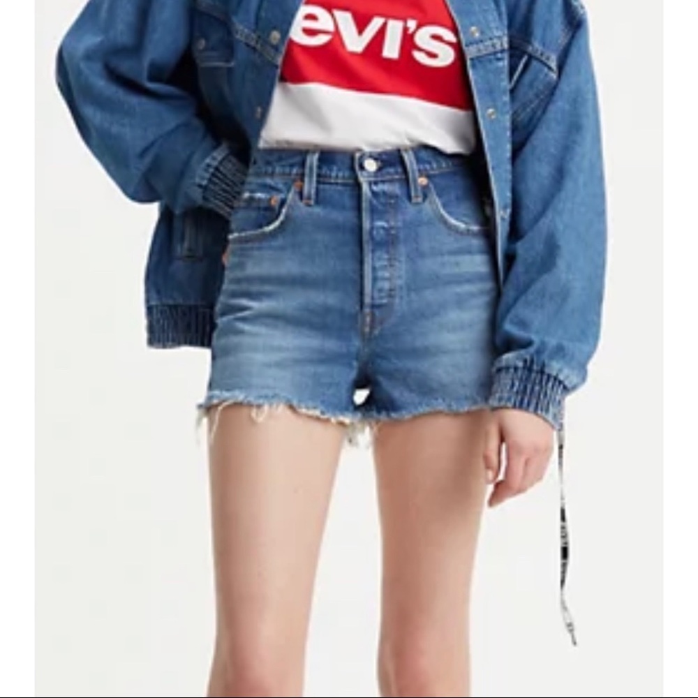 Levi’s Ribcage Shorts High Waisted Button Fly